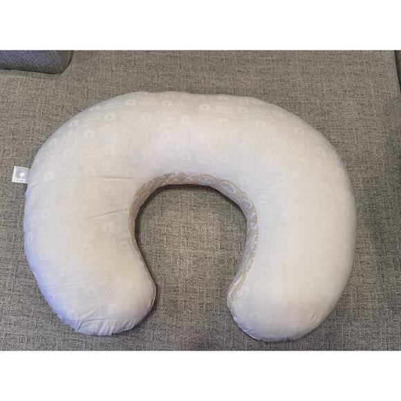 Boppy Original Feeding and Support Pillow Neutral Wildlife - Picture 6 of 6